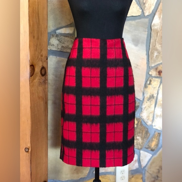 TALBOTS Plaid Windowpane Wool Blend Lined Pencil Skirt Red Black (4) - Picture 3 of 14